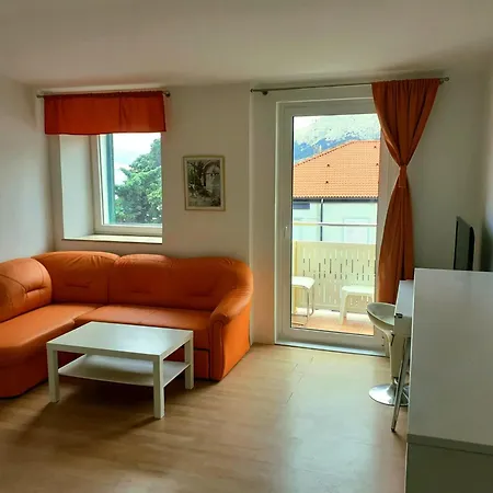 Eis 4* Baška